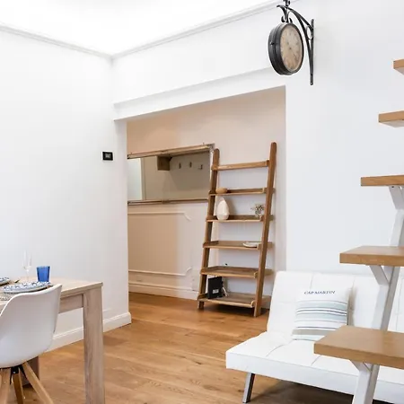 Apartment Railway Station Lovely Flat *