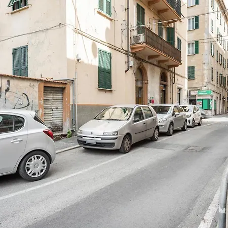 Apartment Railway Station Lovely Flat La Spezia